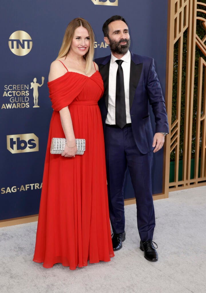 Shannon Kenny and Nestor Carbonell attend the 28th Annual Screen ActorsÂ Guild Awards at Barker Hangar on February 27, 2022 in Santa Monica, California. 